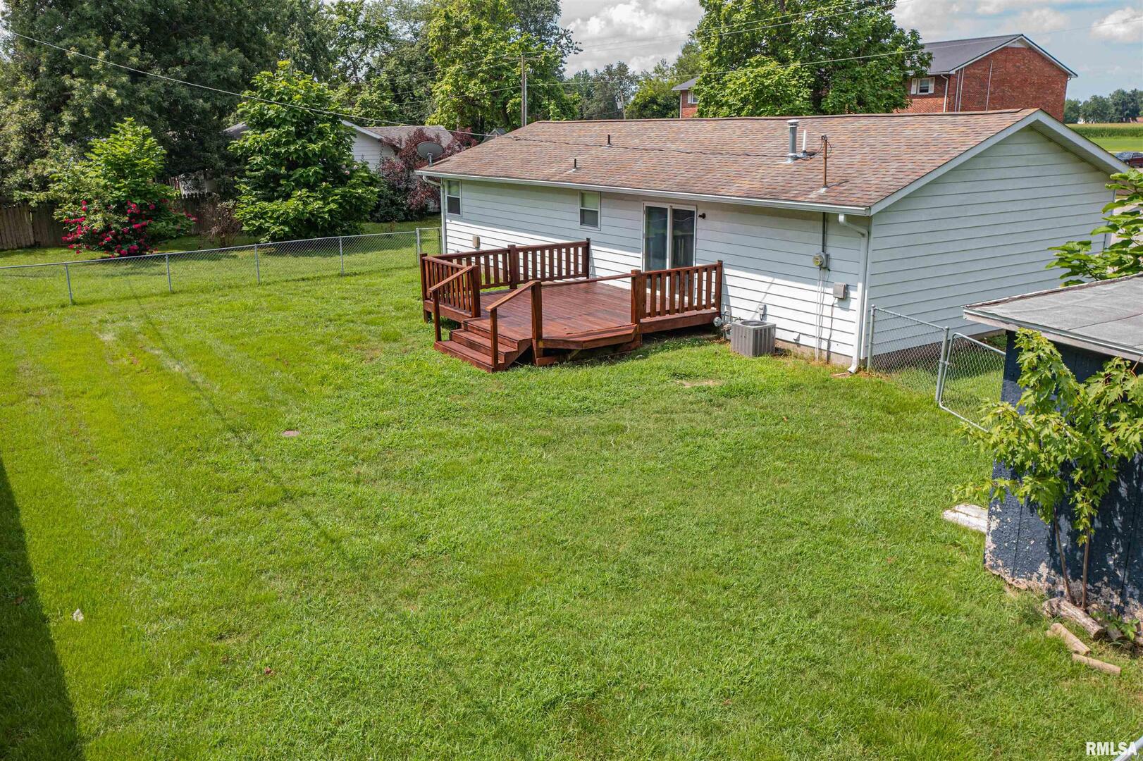 518 Roddy Road Salem, IL 62881 - Photo 23 of 24 Gallery Image 23