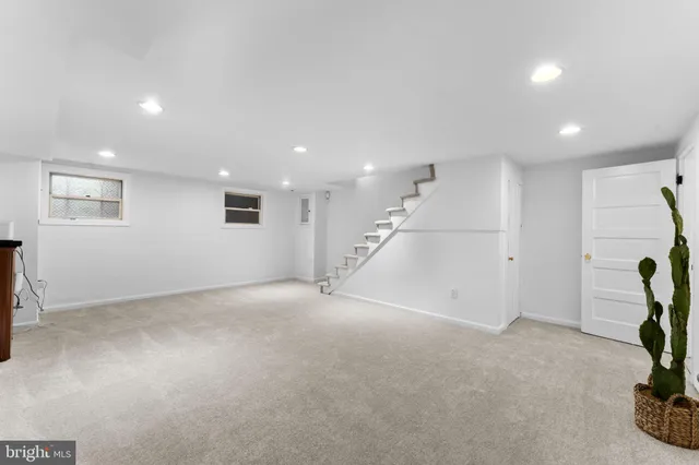 en empty room with closet area