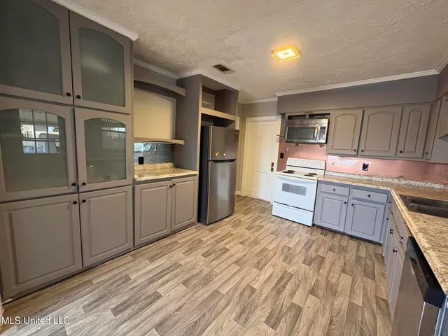 $1,950 | 106 Overby Street, Brandon, MS 39042