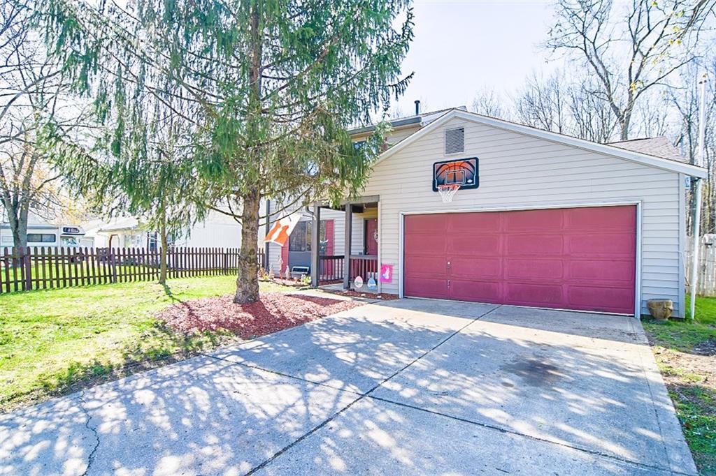 1911 Tamarack Road Anderson, IN 46011 - Photo 1 of 18 Gallery Image 1