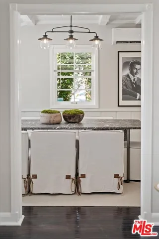 $1,968,000 | 560 North Croft Avenue, West Hollywood, CA 90048