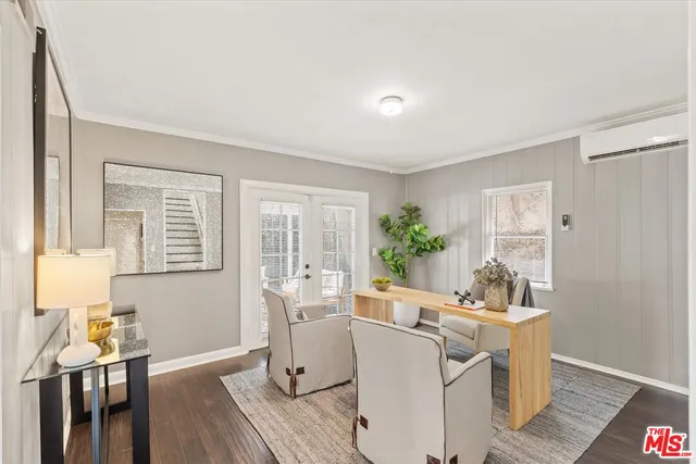 $1,968,000 | 560 North Croft Avenue, West Hollywood, CA 90048