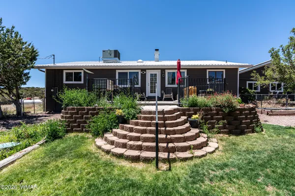 $475,000 | 12 Navajo Drive, Concho, AZ 85924