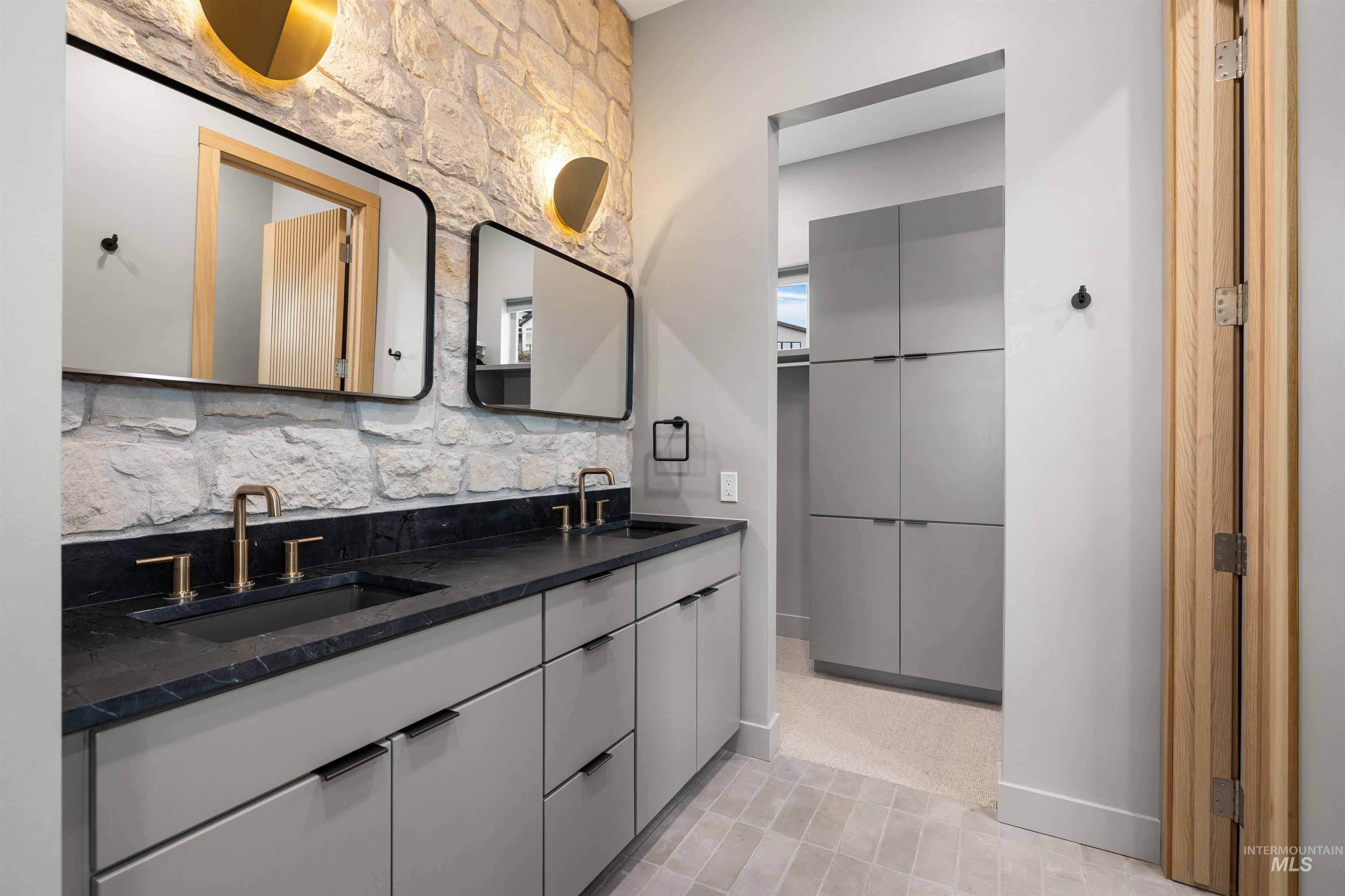 5793 South Brian Way Boise, ID 83716 - Photo 16 of 45