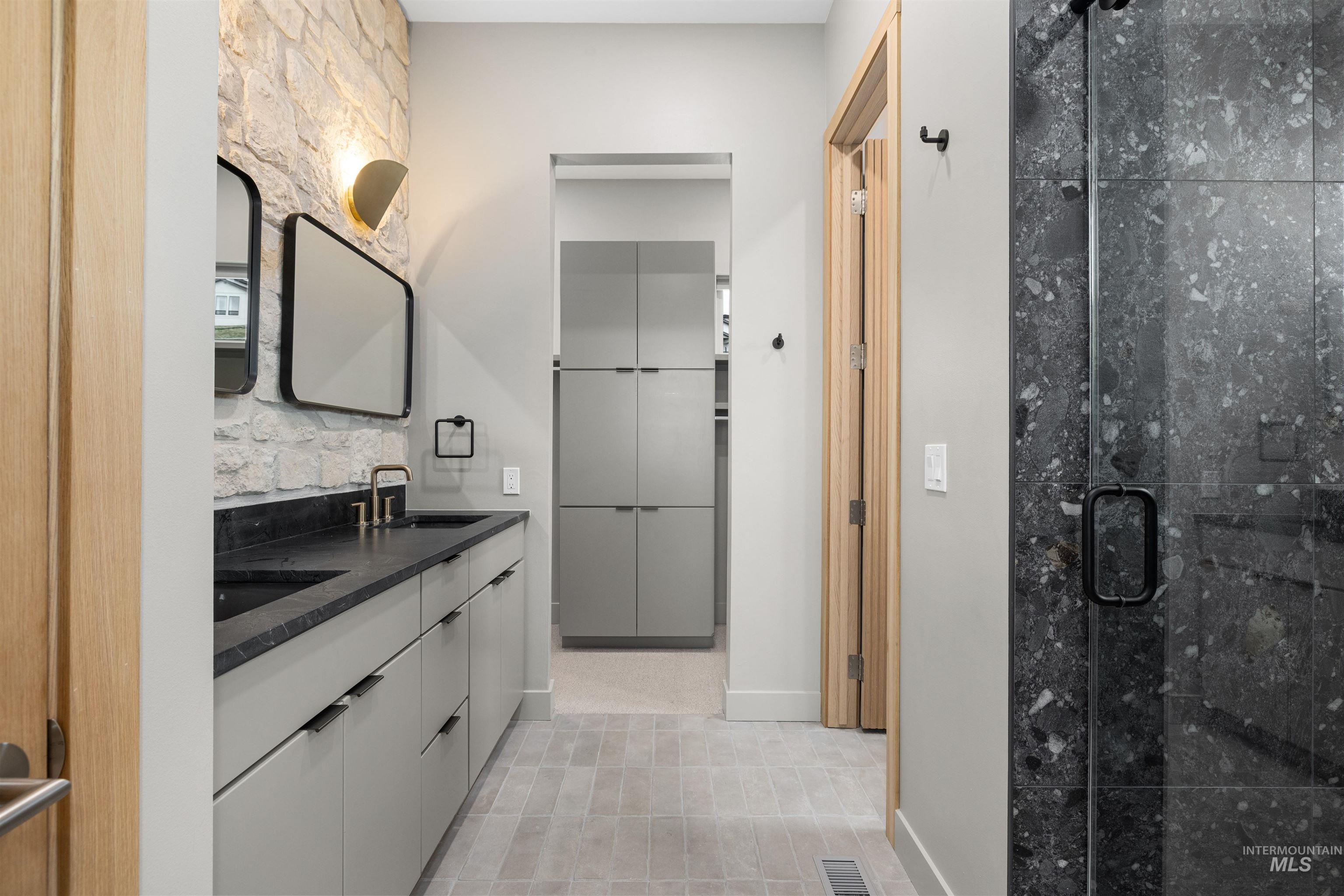 5793 South Brian Way Boise, ID 83716 - Photo 17 of 45