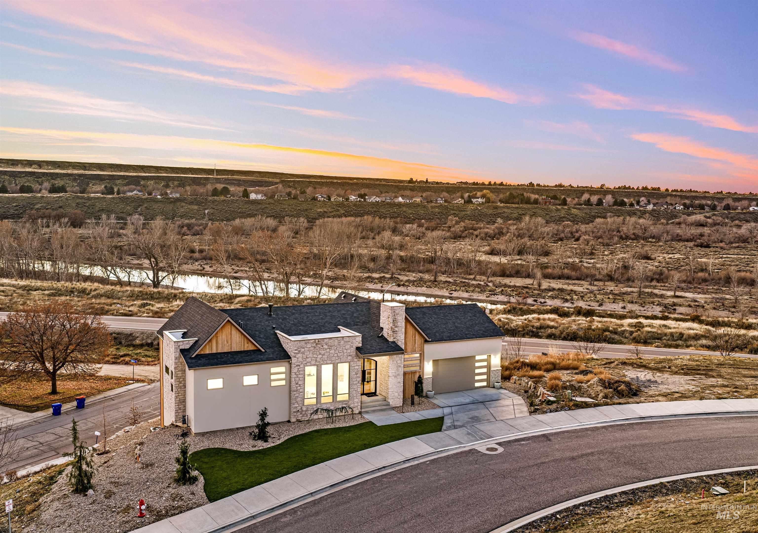 5793 South Brian Way Boise, ID 83716 - Photo 2 of 45