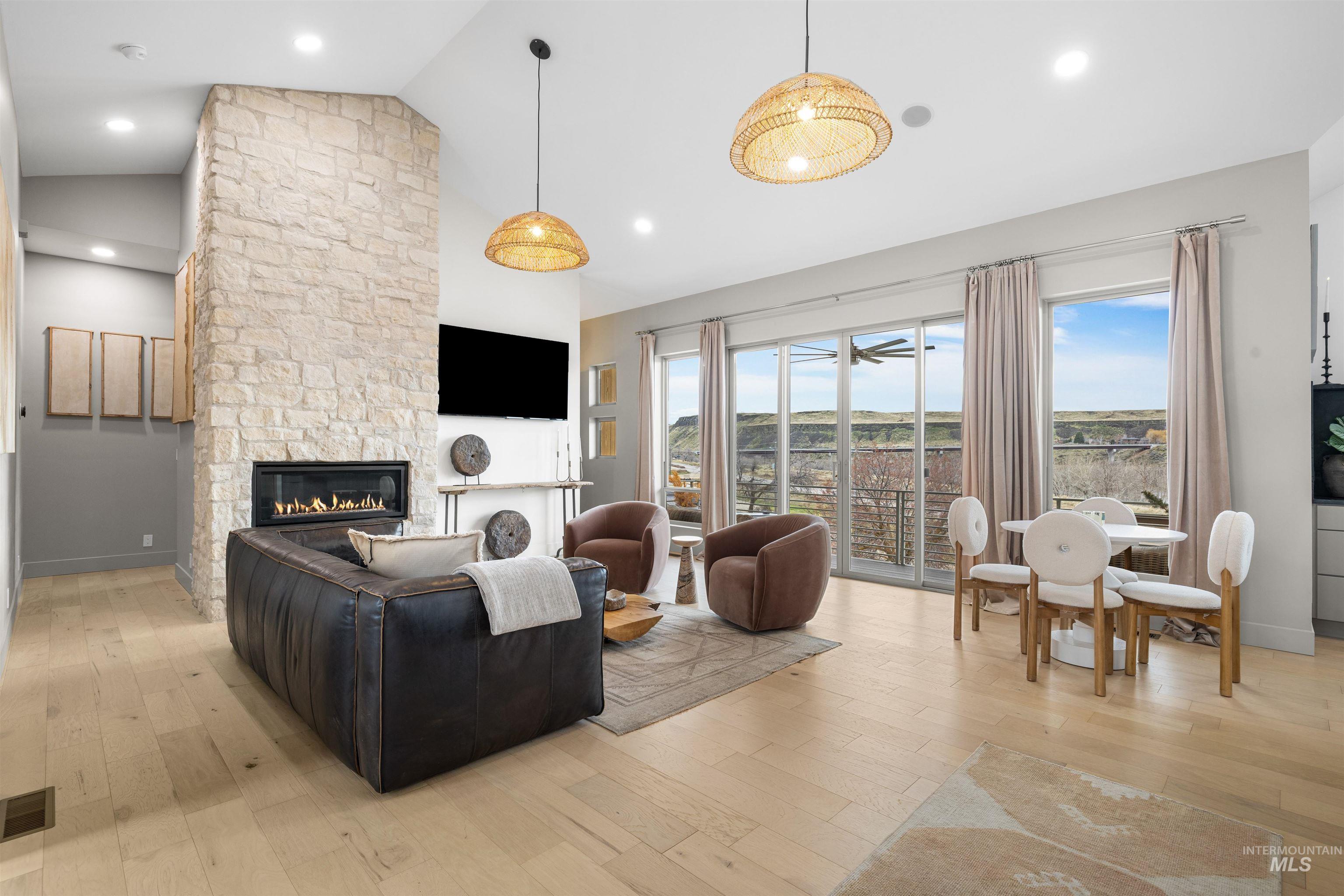 5793 South Brian Way Boise, ID 83716 - Photo 6 of 45