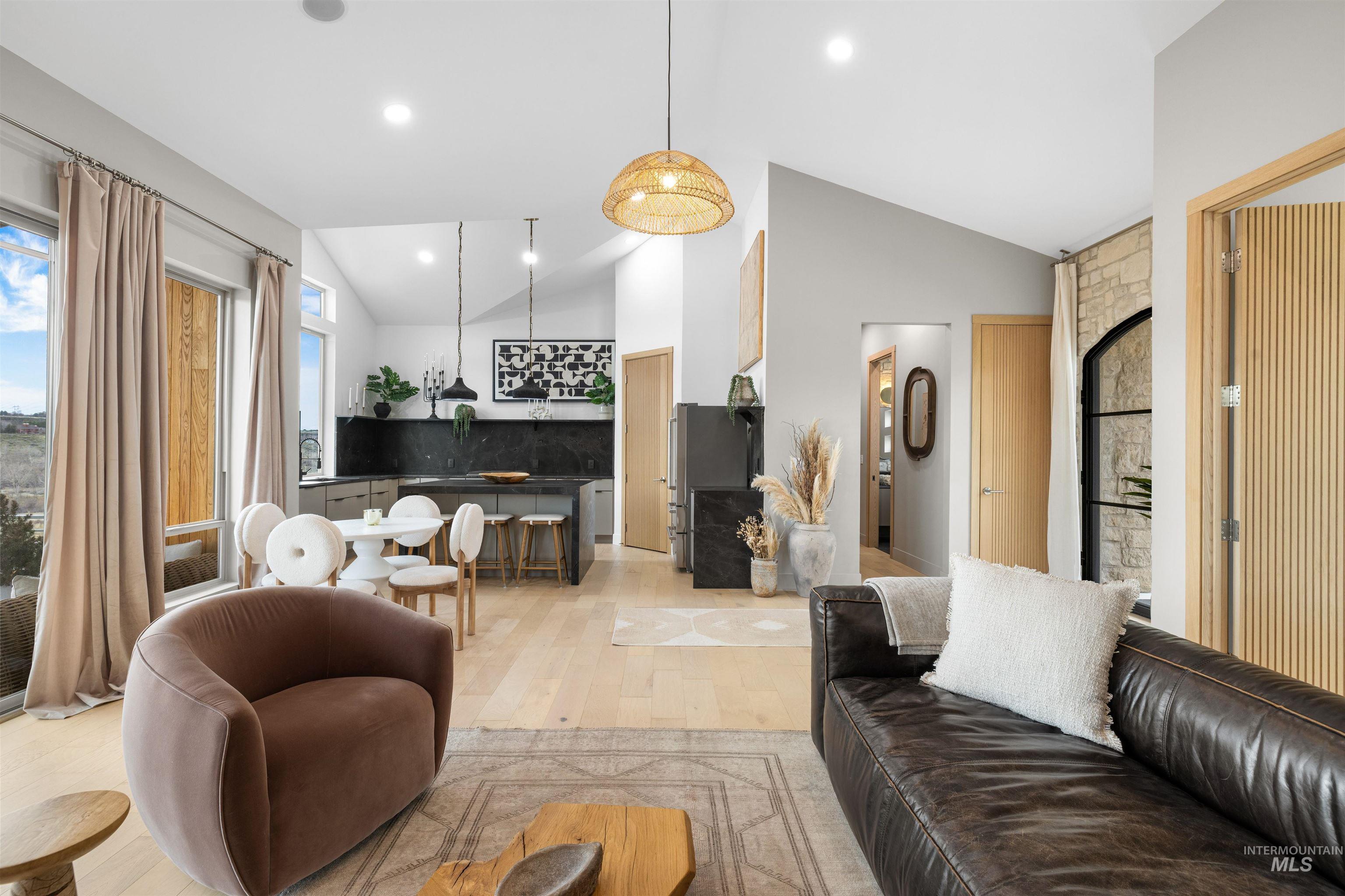 5793 South Brian Way Boise, ID 83716 - Photo 9 of 45