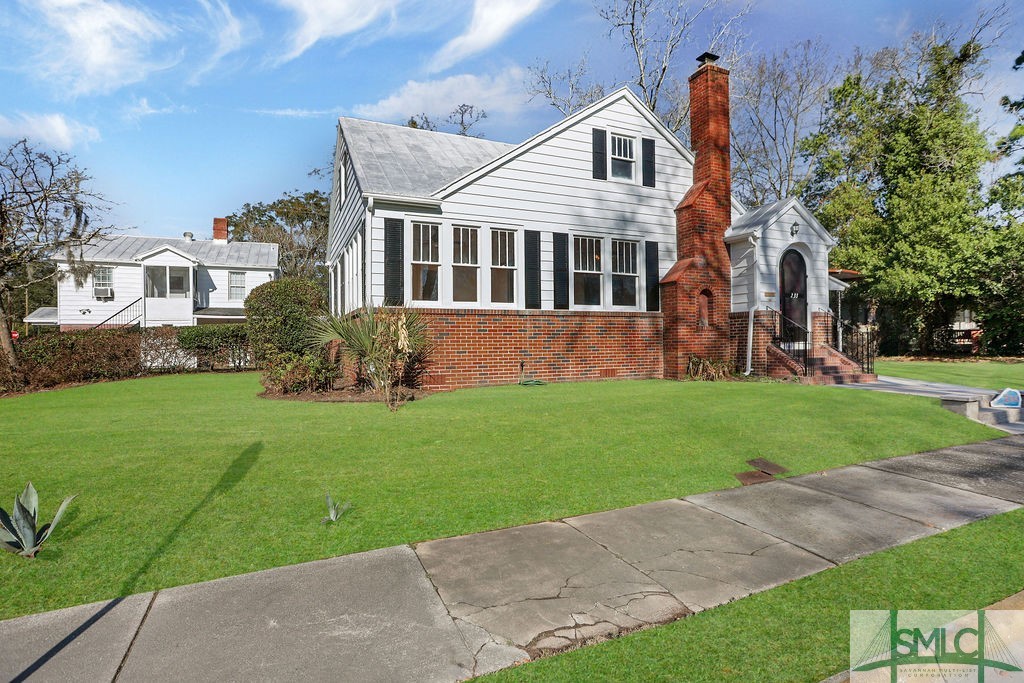 233 Lawton Avenue, Savannah, GA 31404 Compass