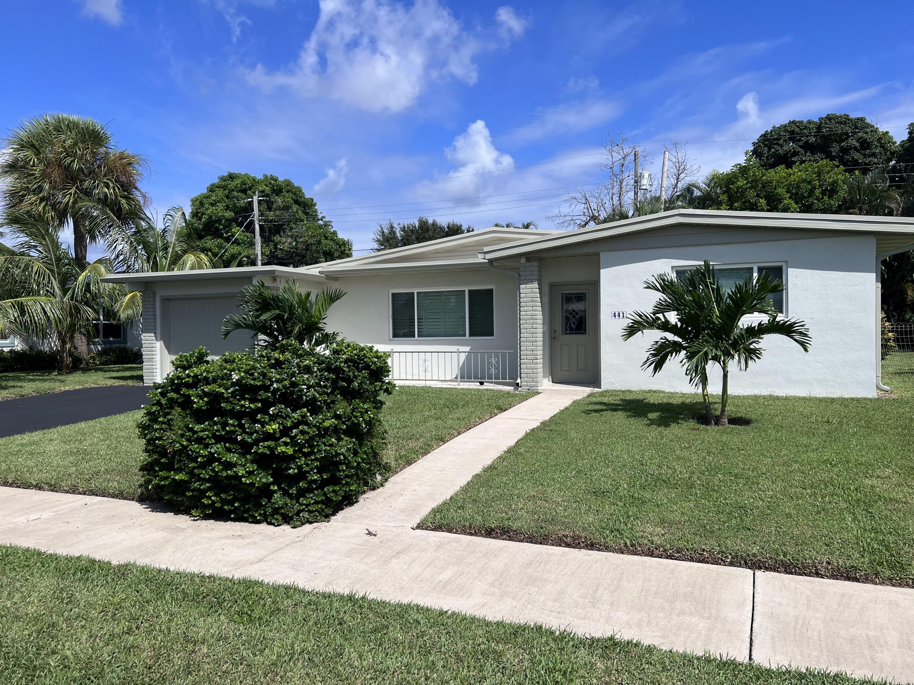 441 Inlet Road North Palm Beach, FL 33408 - Photo 1 of 36 IMG_8148