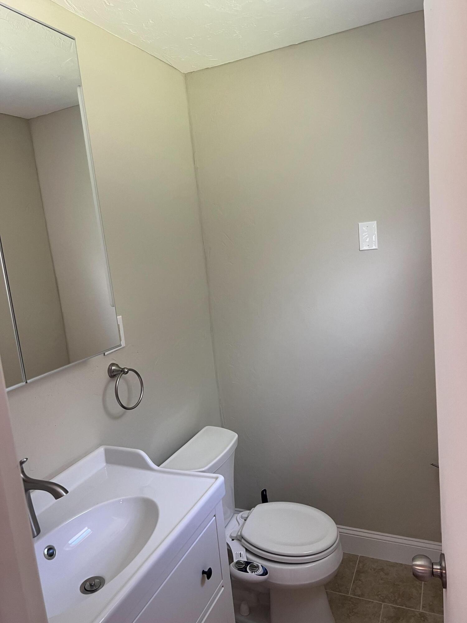 441 Inlet Road North Palm Beach, FL 33408 - Photo 20 of 36 IMG_8158