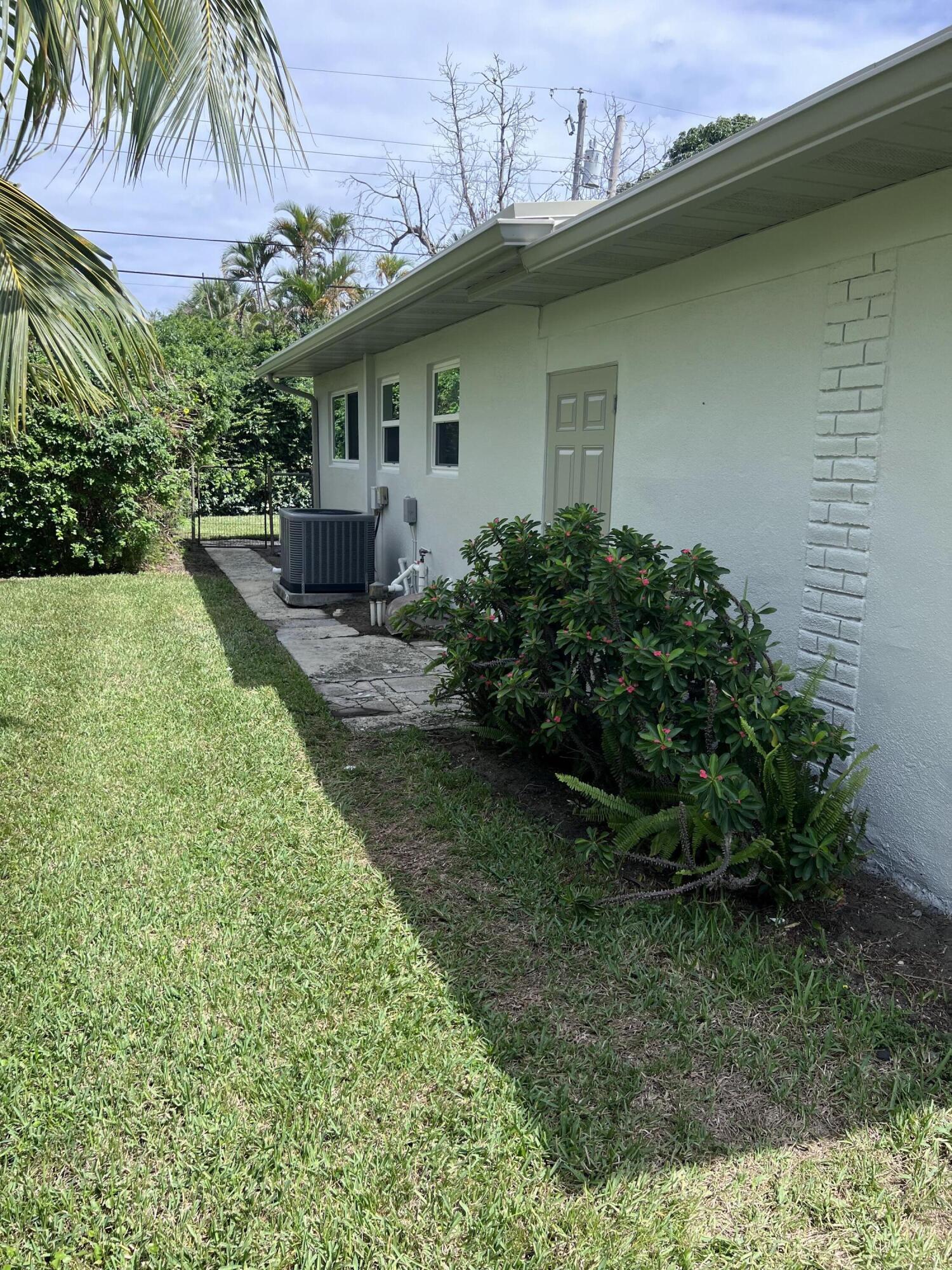 441 Inlet Road North Palm Beach, FL 33408 - Photo 32 of 36 IMG_8179