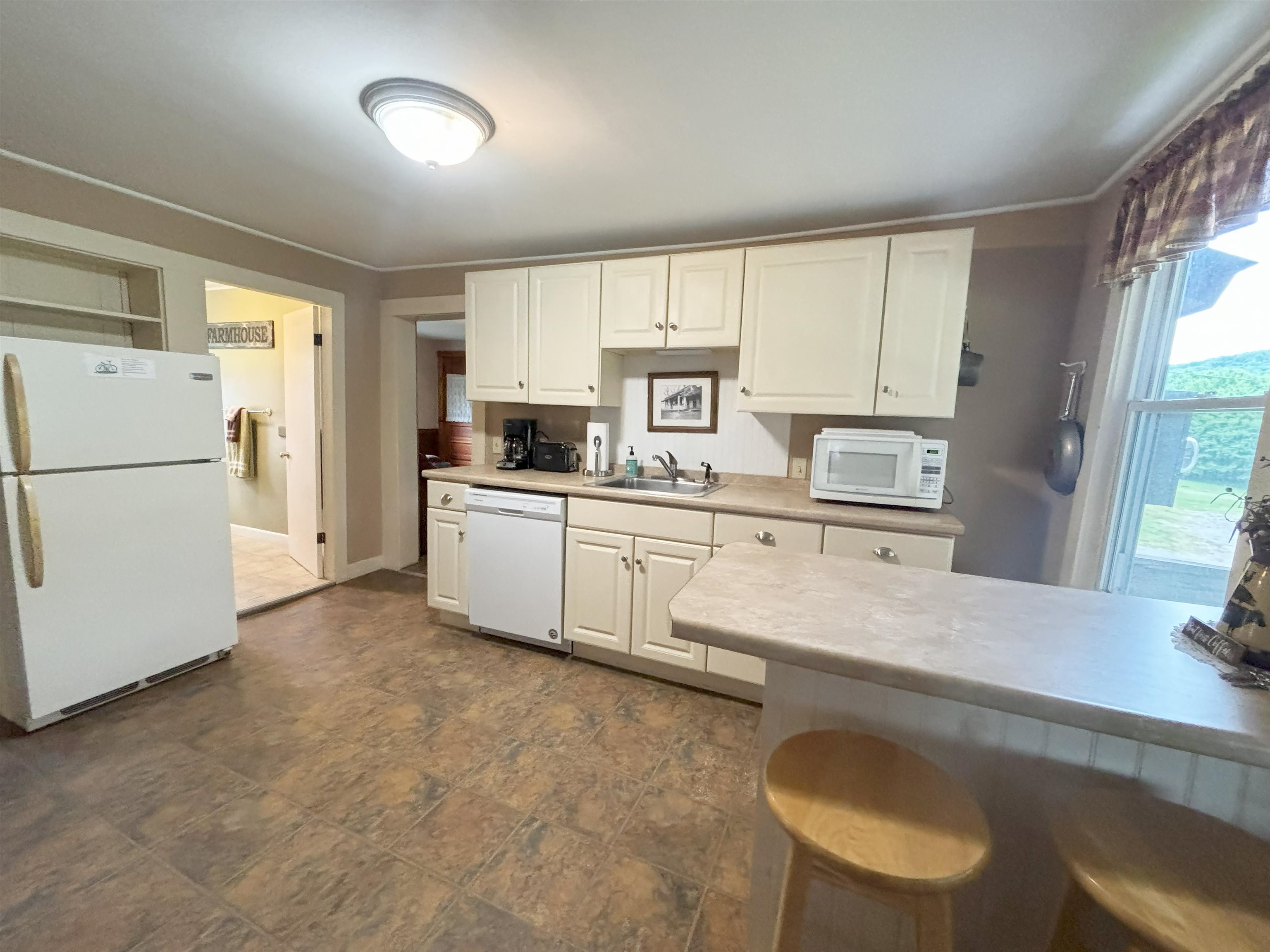 1258 Pinkham Road Burke, VT 05832 - Photo 8 of 47