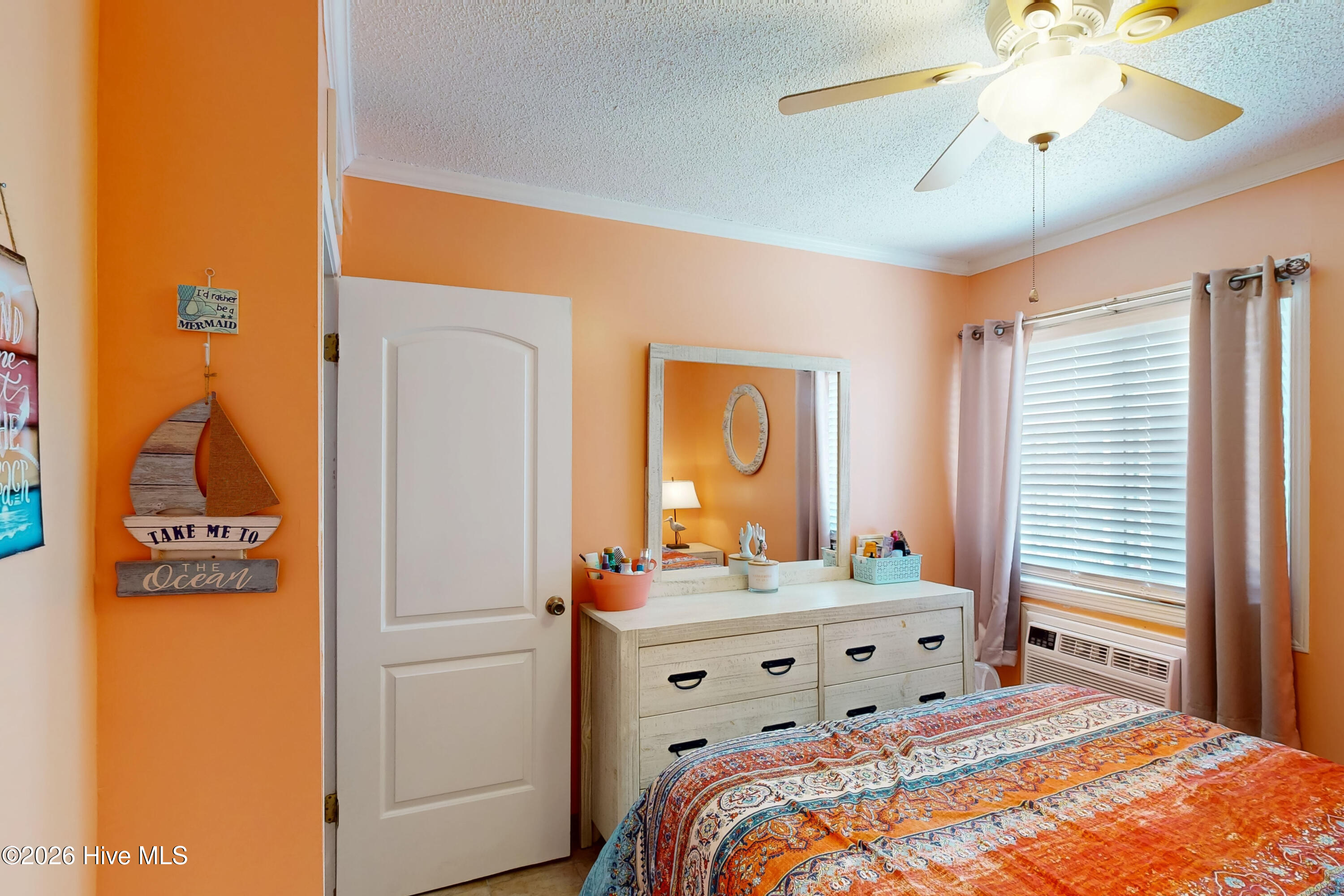 2264 New River Inlet Road, Unit 309 North Topsail Beach, NC 28460 - Photo 17 of 24 309 Topsail Reef - Interior - Edited_15