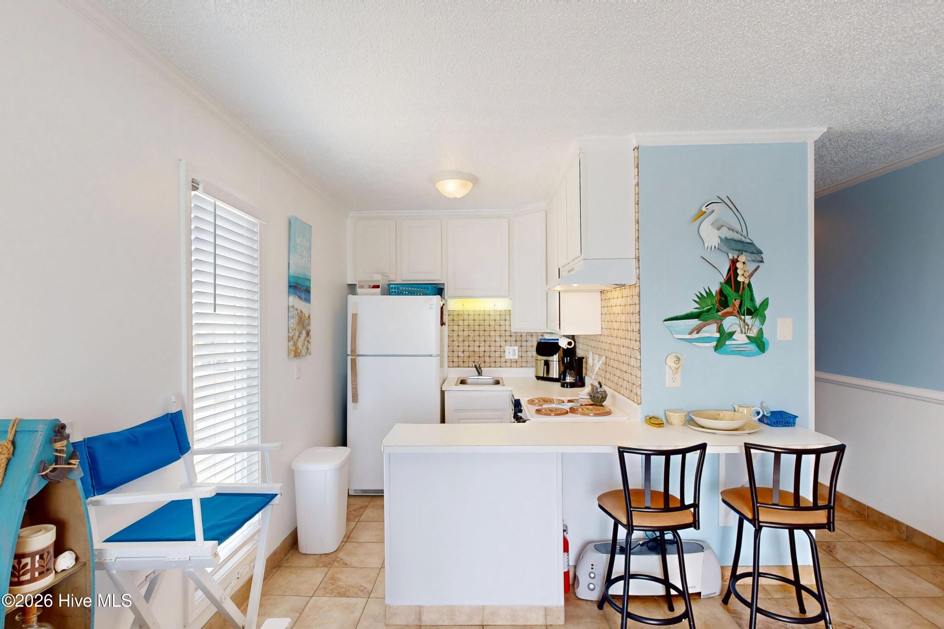 2264 New River Inlet Road, Unit 309 North Topsail Beach, NC 28460 - Photo 4 of 24 309 Topsail Reef - Interior - Edited_3