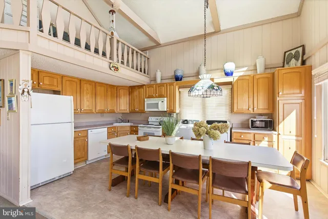 $3,995,000 | 5303 South Long Beach Boulevard, Beach Haven, NJ 08008