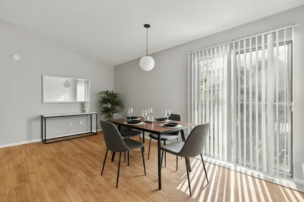 $1,600 | 413 Country Aire Drive, Round Rock, TX 78664