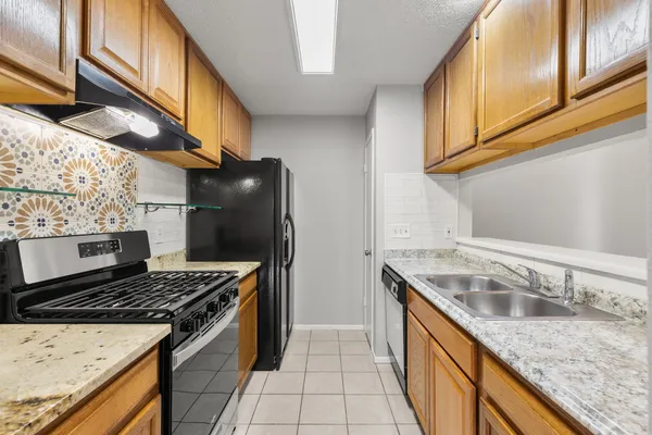 $1,600 | 413 Country Aire Drive, Round Rock, TX 78664