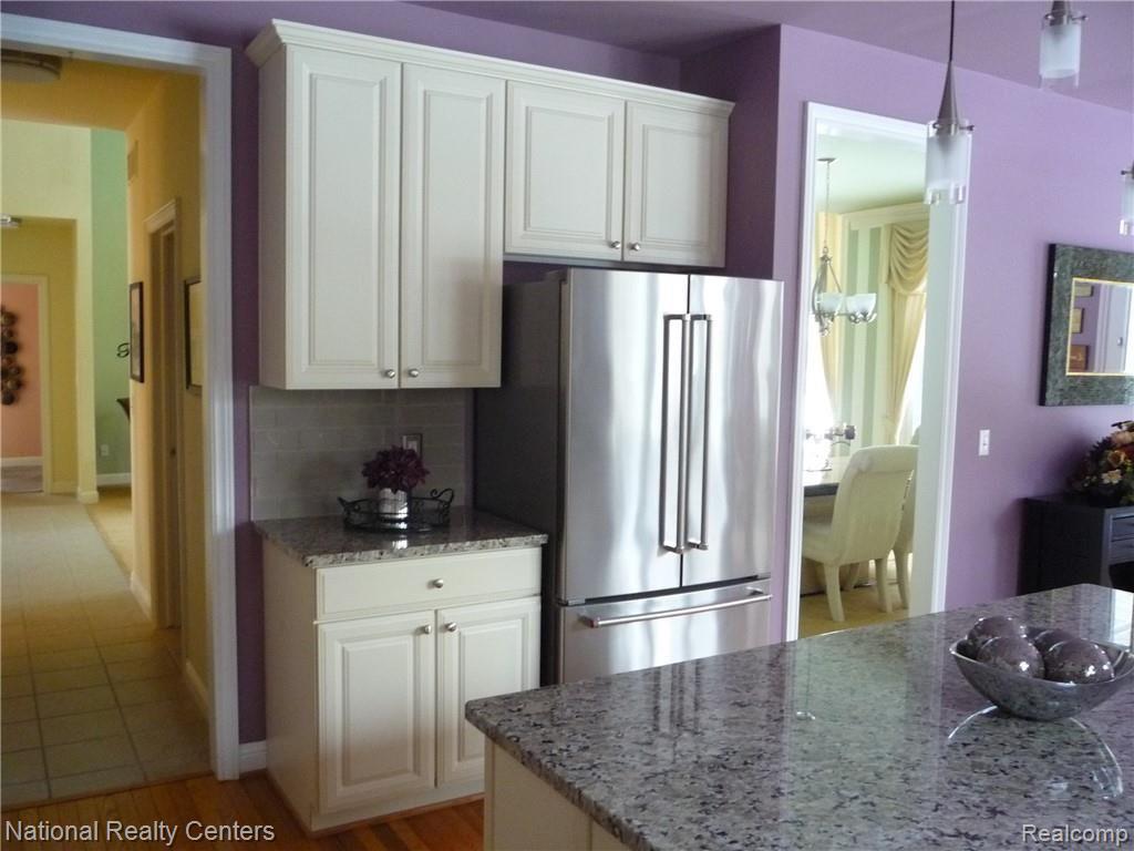 48190 Inveraray Road Canton, MI 48188 - Photo 9 of 29 P1050399.JPG