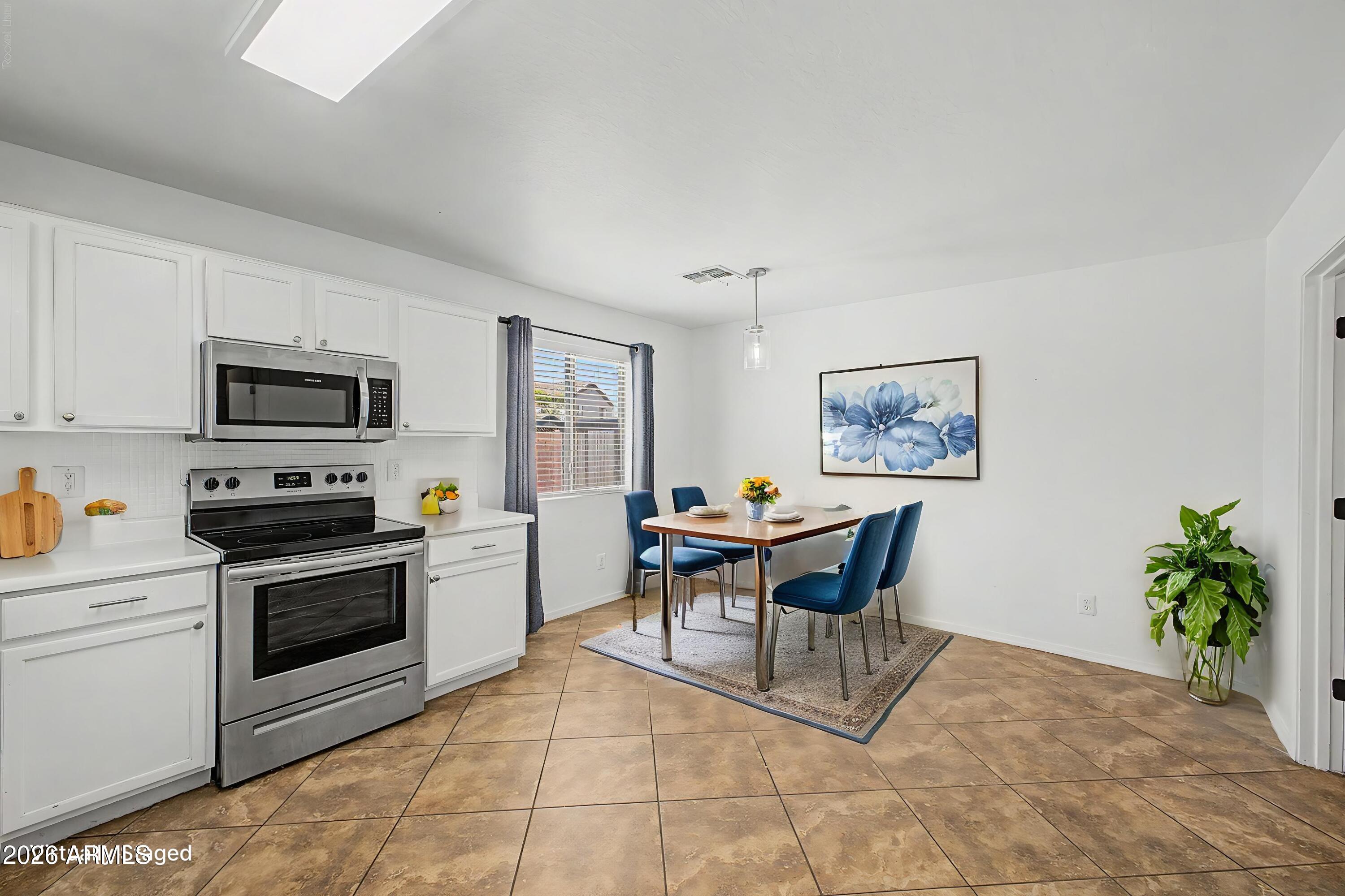 8337 West Payson Road Tolleson, AZ 85353 - Photo 19 of 44 Virtual Eating area