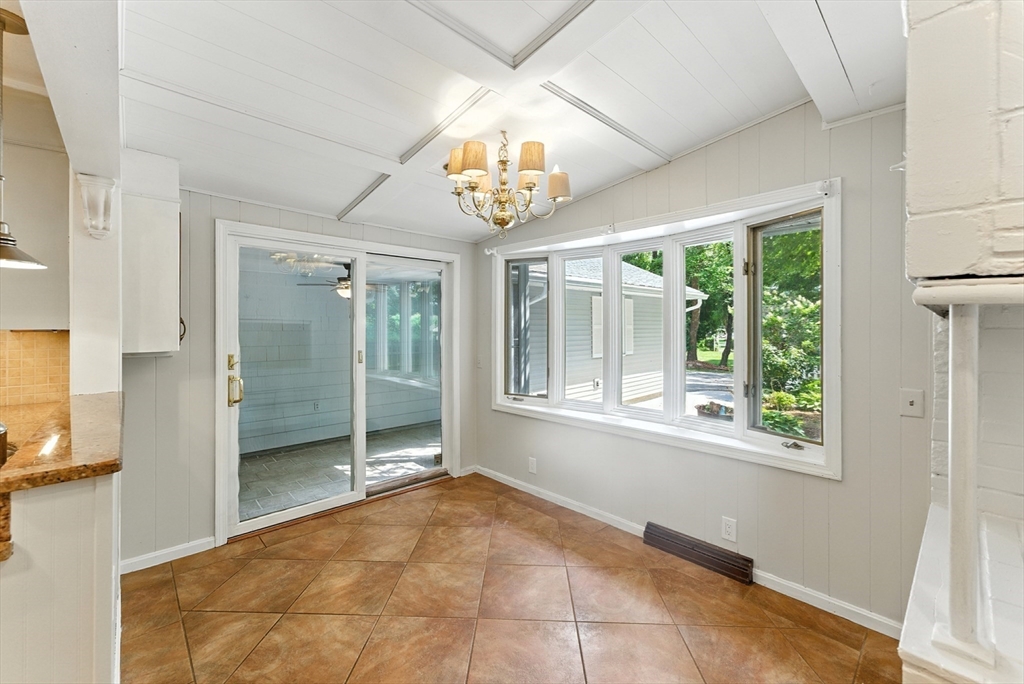 925 Williams Street Longmeadow, MA 01106 - Photo 16 of 38 a view of an empty room with a window