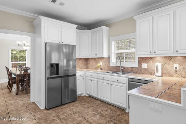 $509,000 | 113 Allenwood Drive, Canton, MS 39046