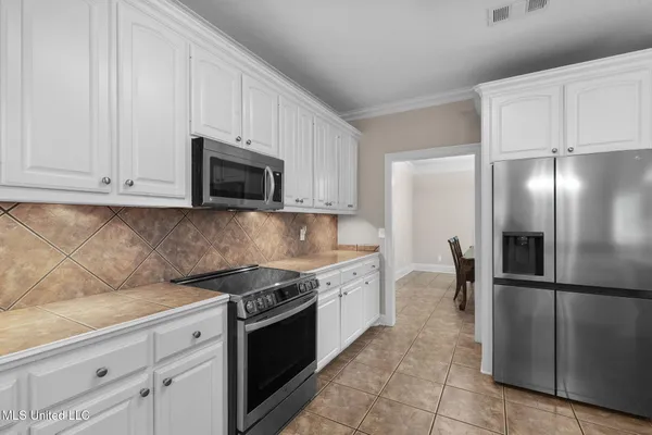 $509,000 | 113 Allenwood Drive, Canton, MS 39046