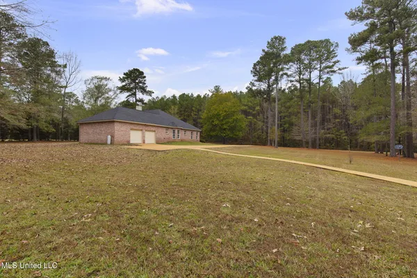 $509,000 | 113 Allenwood Drive, Canton, MS 39046