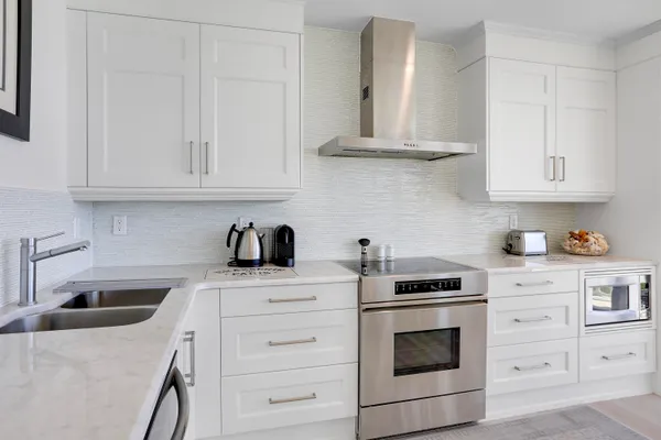 $22,500 | 3300 South Ocean Boulevard, Unit 202S, Palm Beach, FL 33480