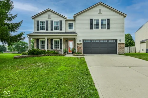 $395,000 | 863 Moate Circle, Greenwood, IN 46143