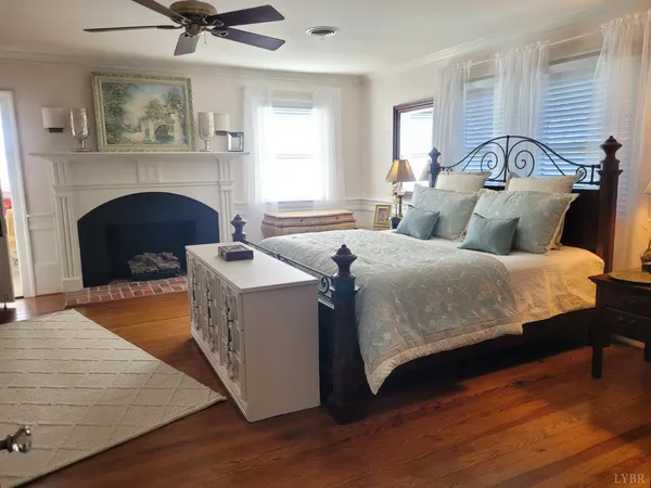 a living room with furniture rug and window