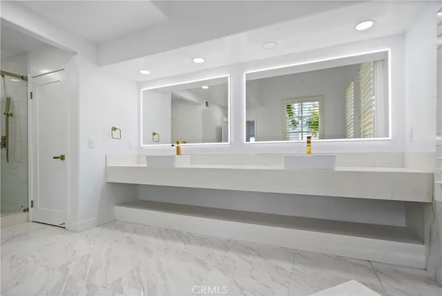 $4,188,000 | 24215 Park Granada, Calabasas, CA 91302