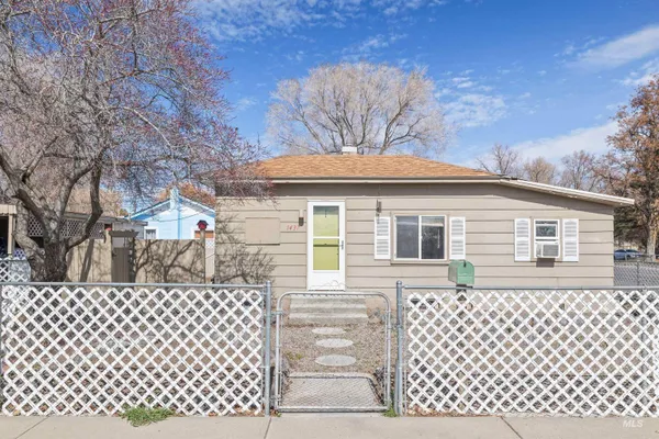 $270,000 | 1437 4th Avenue East, Twin Falls, ID 83301