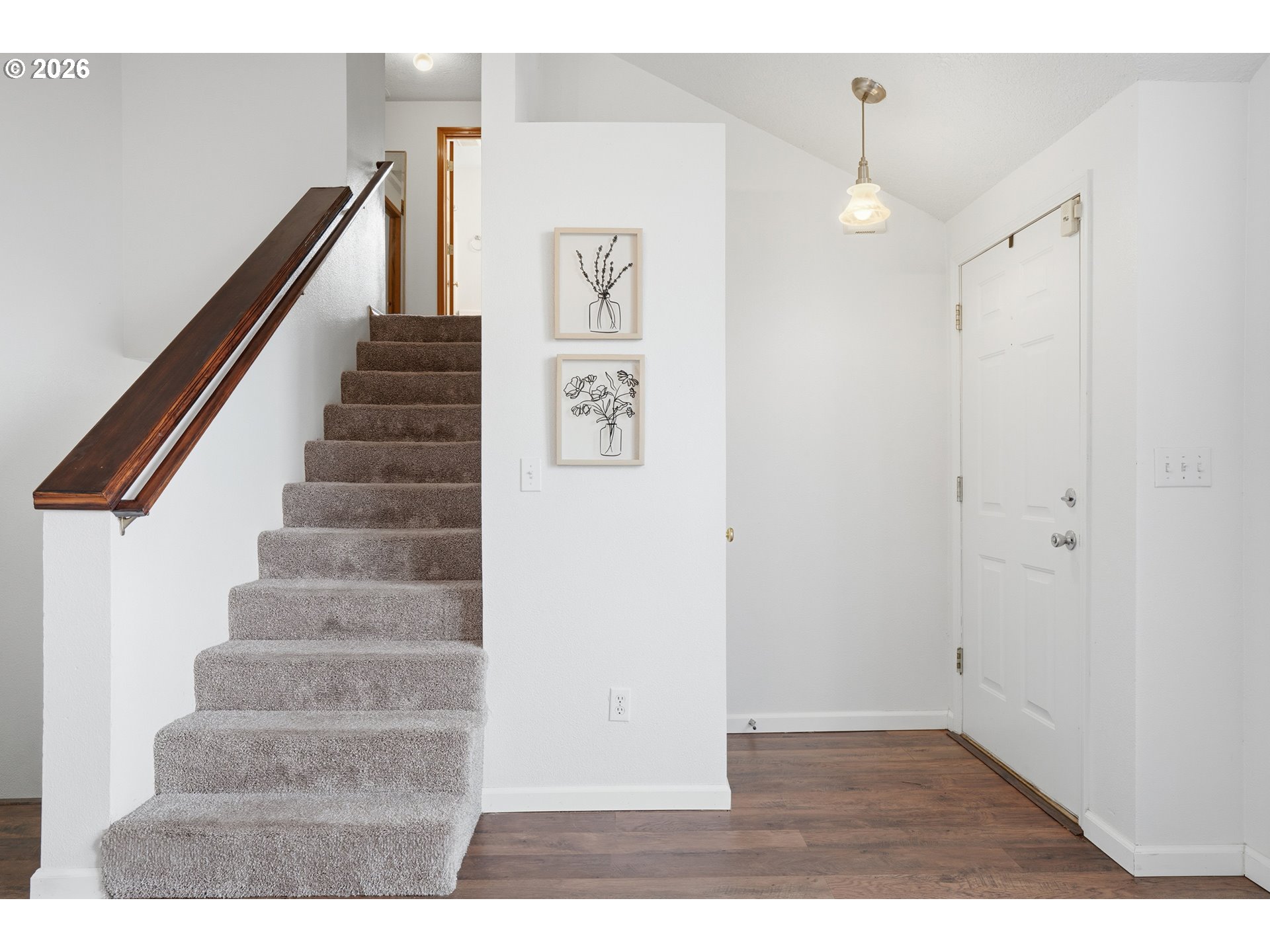 13610 Southwest Uplands Drive Portland, OR 97223 - Photo 5 of 33