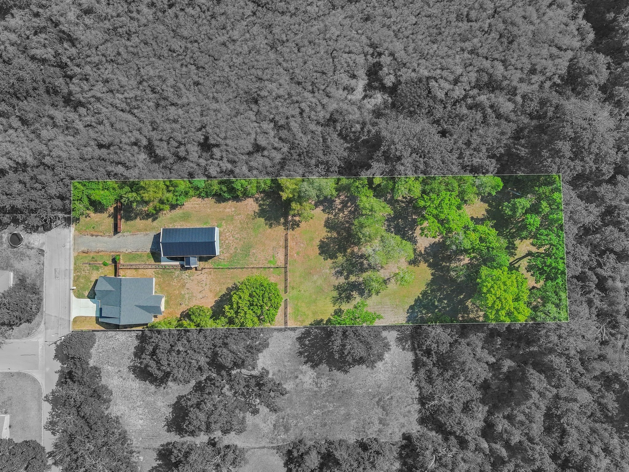 1310 Bridge Street Brenham, TX 77833 - Photo 41 of 43 Gallery Image 41