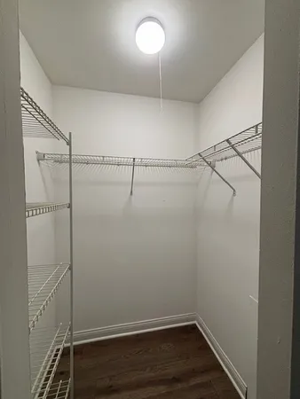 $2,100 | 5348 North Cumberland Avenue, Unit 214, Chicago, IL 60656