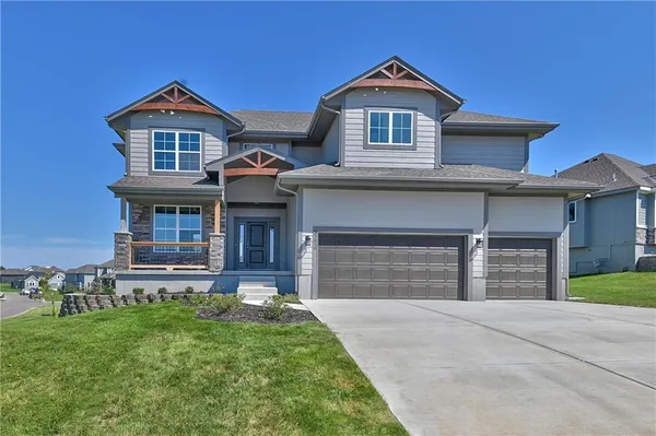 $689,950 | 23823 West 59th Terrace, Shawnee, KS 66226