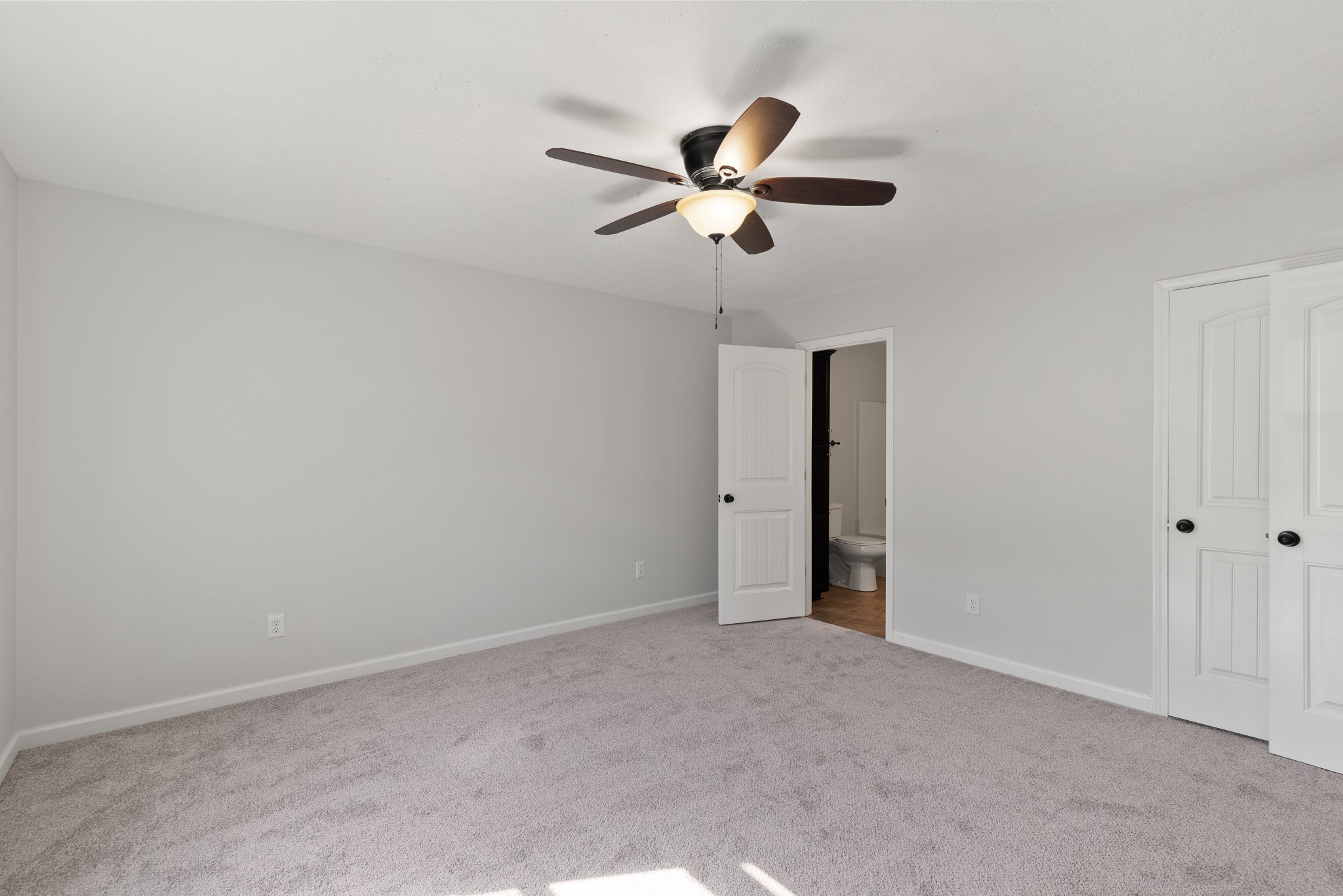 1821 Rock Bridge Road Bethpage, TN 37022 - Photo 20 of 31 a view of an empty room
