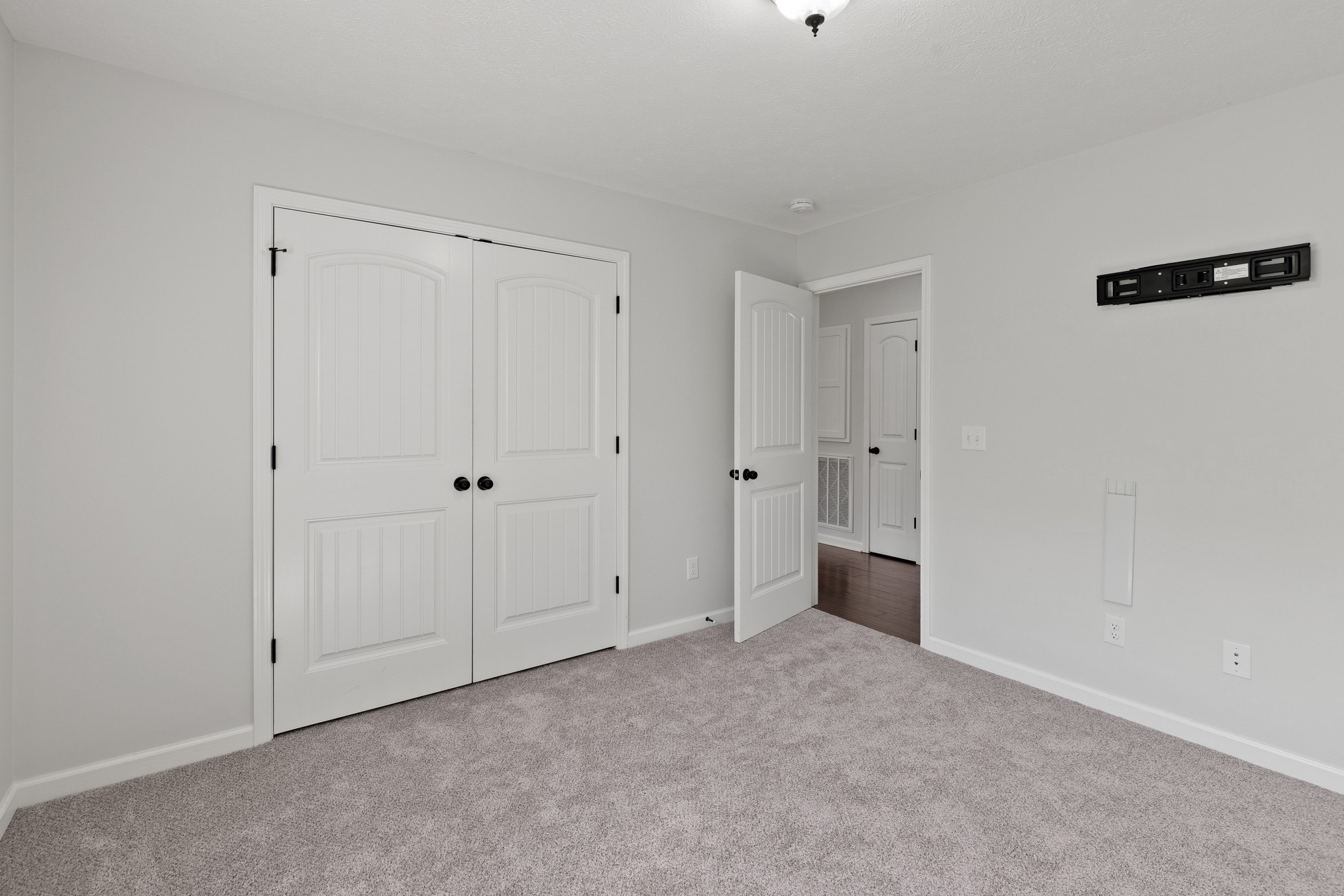 1821 Rock Bridge Road Bethpage, TN 37022 - Photo 24 of 31 a view of an empty room