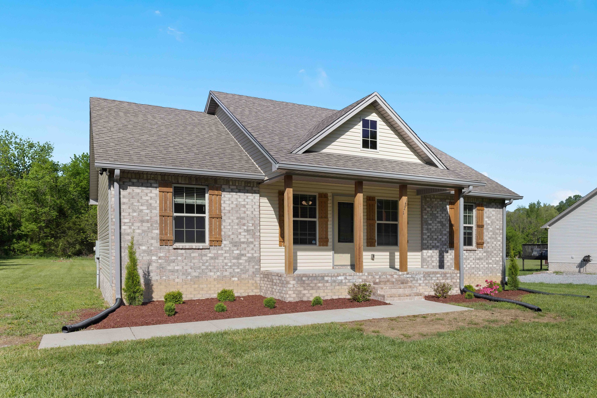 1821 Rock Bridge Road Bethpage, TN 37022 - Photo 3 of 31 a front view of a house with a yard