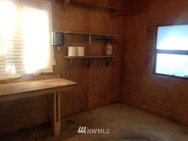6630 Norma Beach Road Edmonds, WA 98026 - Photo 16 of 17 Gallery Image 16