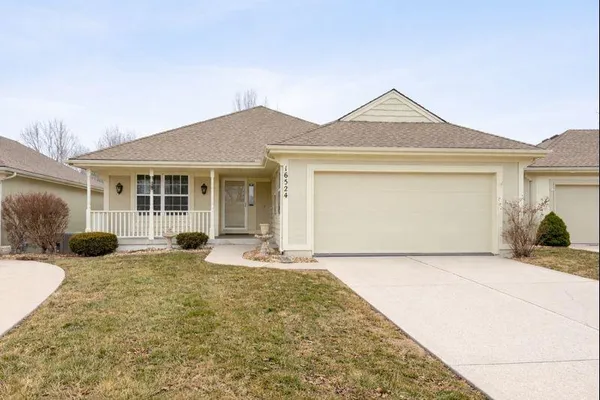 $255,000 | 16524 53rd Terrace Court South, Independence, MO 64055