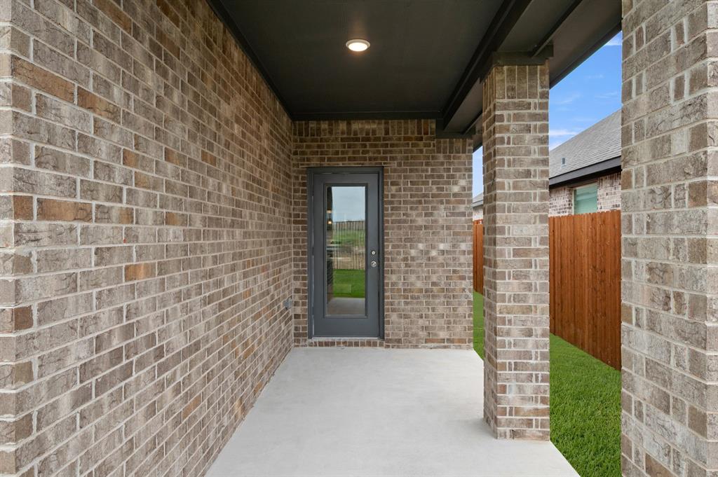 657 Godley Ranch Godley, TX 76044 - Photo 24 of 39 657 Godley Ranch- Back-3