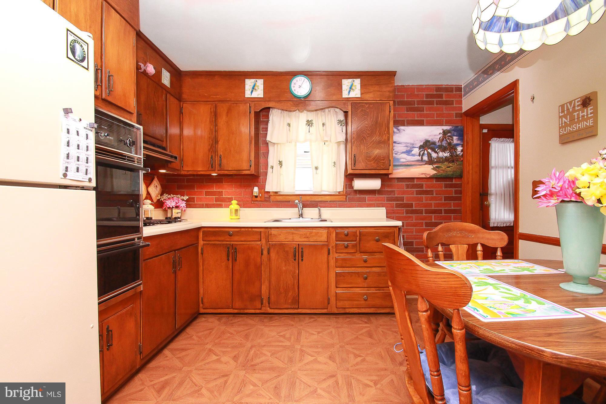 4409 Ebenezer Road Baltimore, MD 21236 - Photo 15 of 26 Kitchen