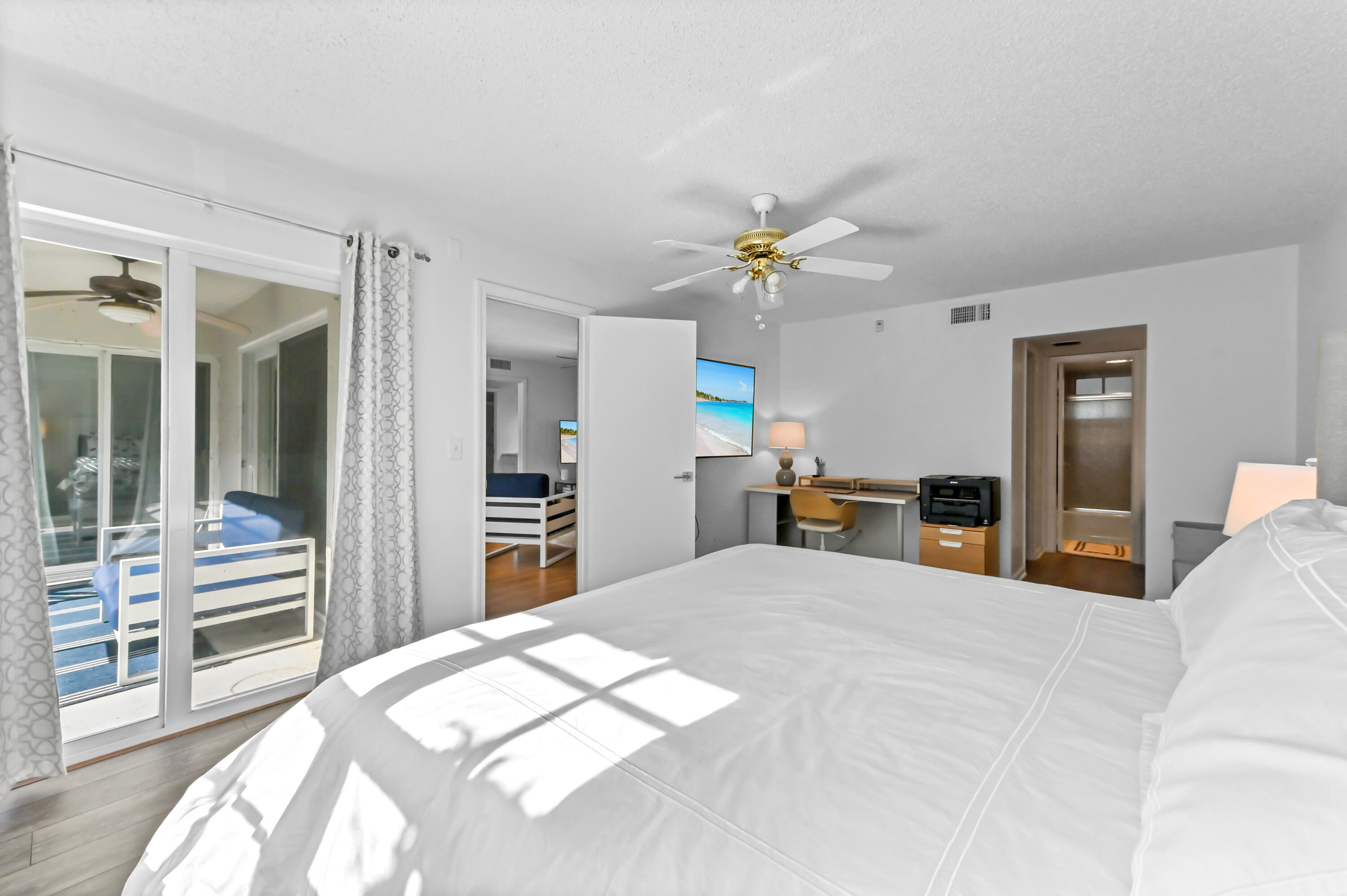 1250 Sugar Sands Boulevard, Unit 210 Singer Island, FL 33404 - Photo 12 of 48 16 bedroom 04