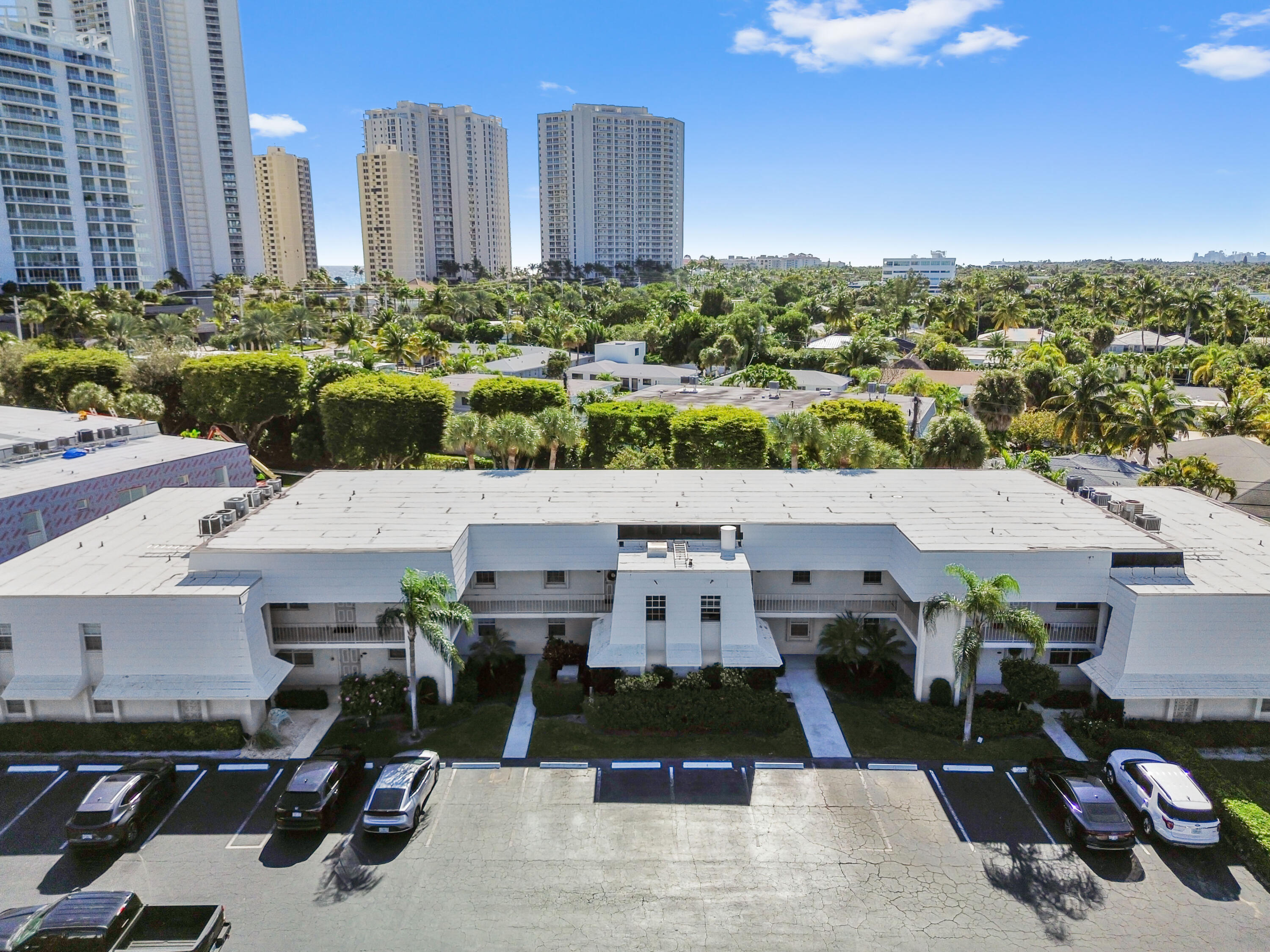 1250 Sugar Sands Boulevard, Unit 210 Singer Island, FL 33404 - Photo 24 of 48 28 drone 01