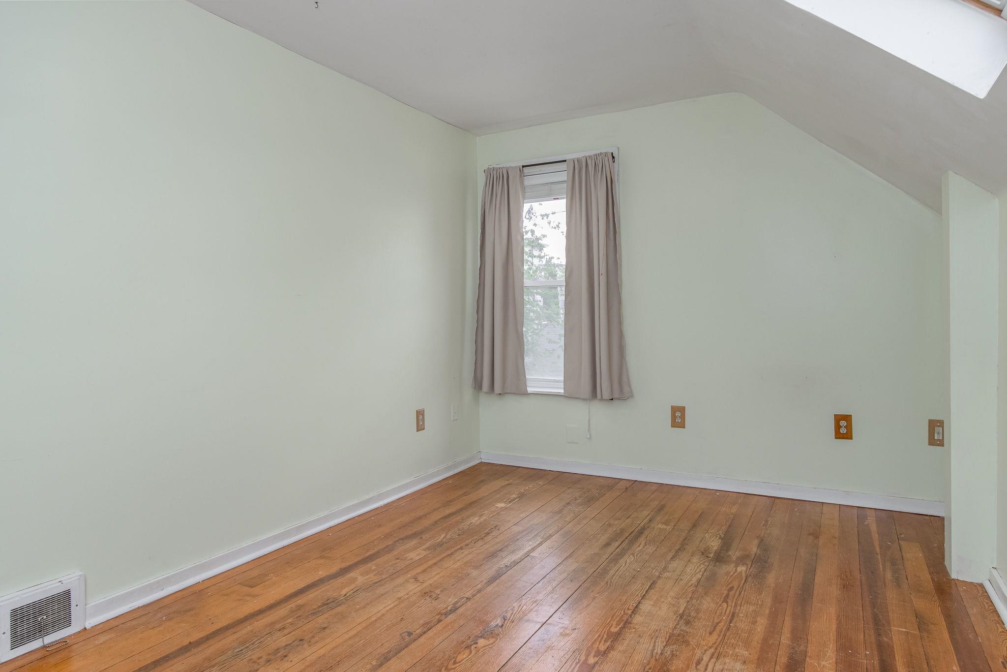 222 Laval Street Manchester, NH 03102 - Photo 47 of 54