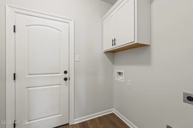 $1,750 | 207 Barnsley Drive, Duson, LA 70529