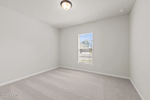 $1,750 | 207 Barnsley Drive, Duson, LA 70529