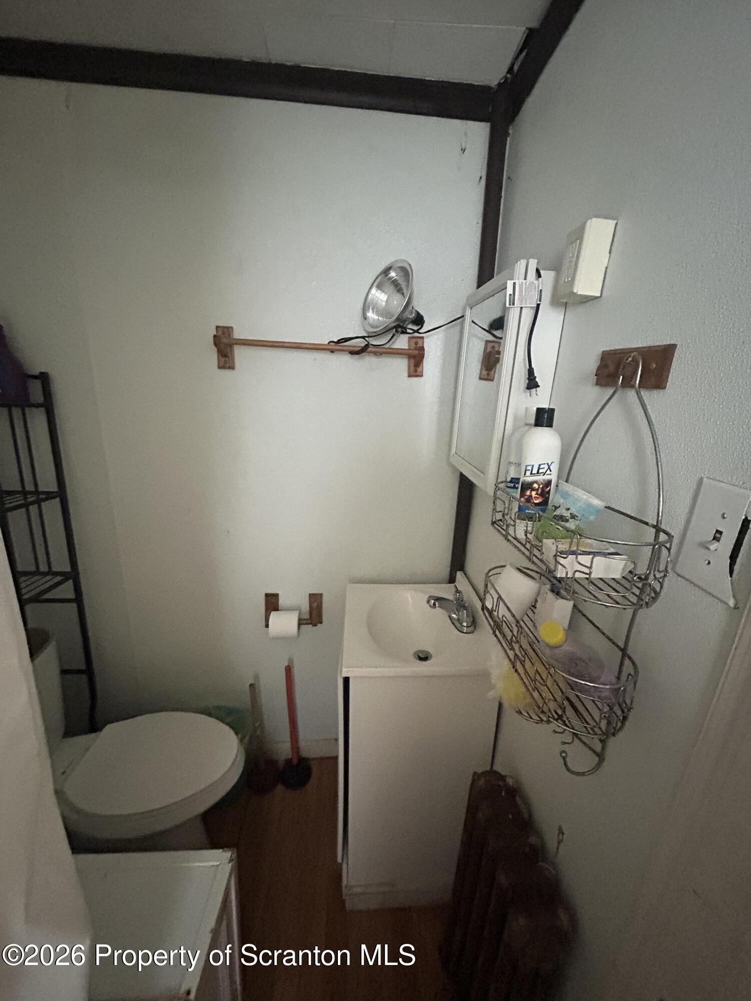 437 Birch Street, Unit REAR Scranton, PA 18505 - Photo 12 of 21 Full Bathroom